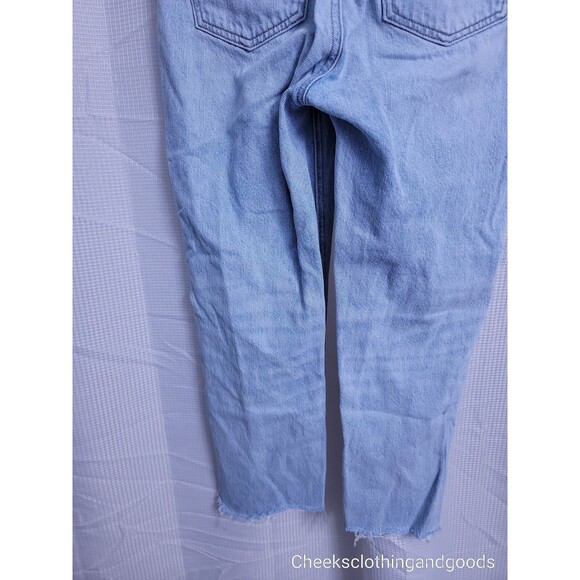 American Eagle Highest Rise 90s Boyfriend Crop Distressed Jeans size 00 Regular - Picture 6 of 7